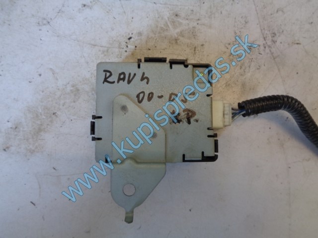 riadiaca jednotka ecu na toyotu rav4, 89741-42151